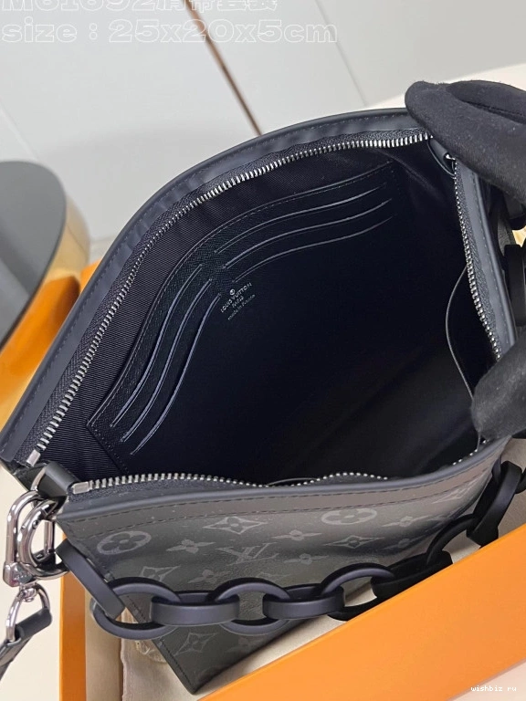 WIS Monogram LOUIS Toiletry VUITTON Pouch-25*20*5.5CM 0105